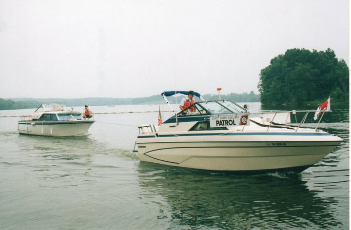 Opfac 26347 towing boat